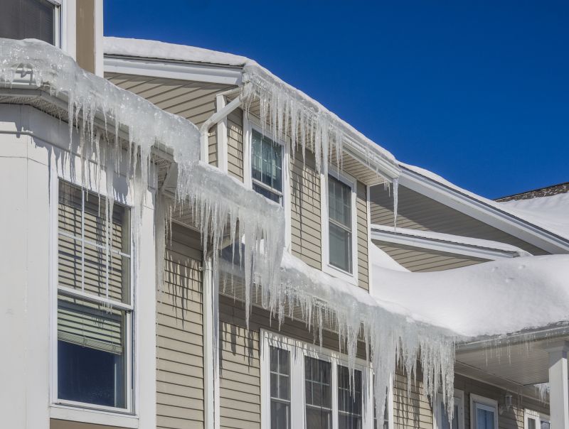 Roof Ice Dam Removal in Gig Harbor, WA